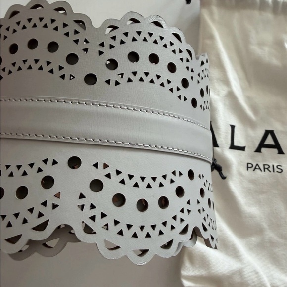 Alaïa Gray Corset Leather Belt NWT and dust bag - Picture 3 of 7